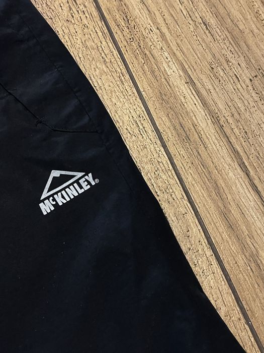 Czarne spodnie wodoodporne odblaskowe Mckinley