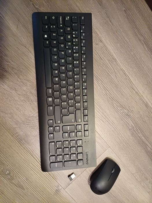 Teclado e rato wireless LeNovo