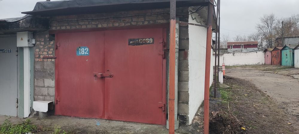 Продам капитальный гараж