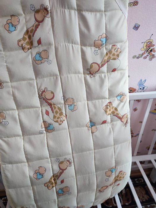 Дитяче ліжечко  з матрасом