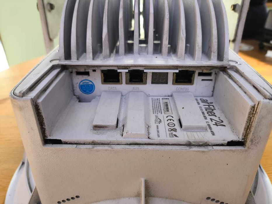 Ubiquiti Networks airFiber AF-24 Gigabitowe radio punkt-punkt