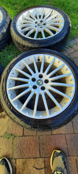 Koła Felgi Alfa Romeo GT 17 5x98 OEM Tora + opony 215/45 R17 Dębica