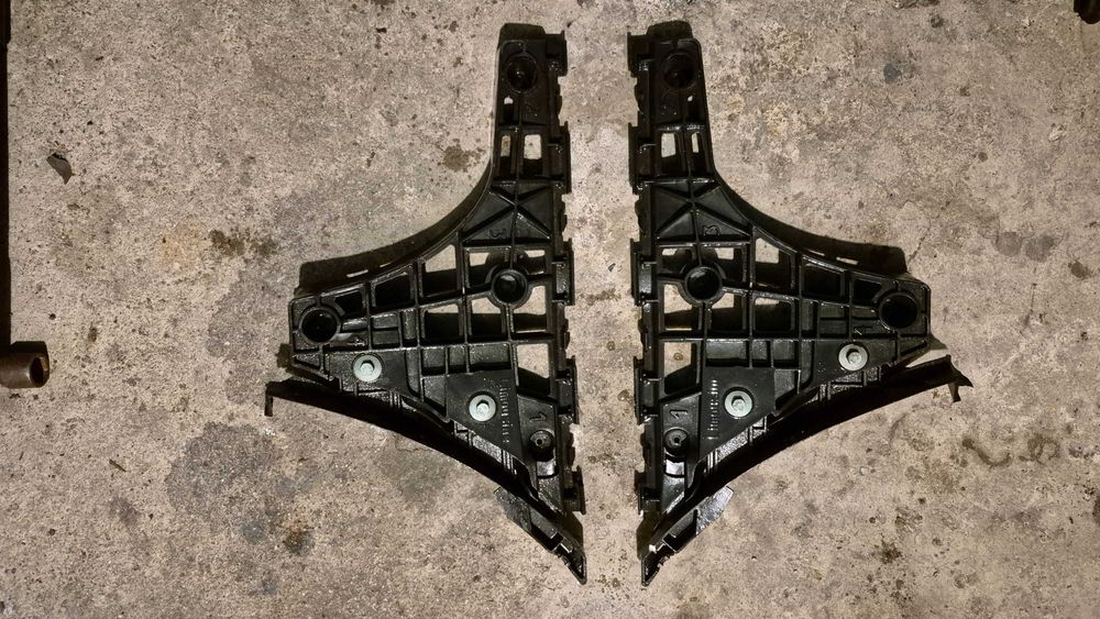 Guias Para-Choques Traseiro Audi A4 B5 Sedan 8D Facelift 1999 a 2001 Originais