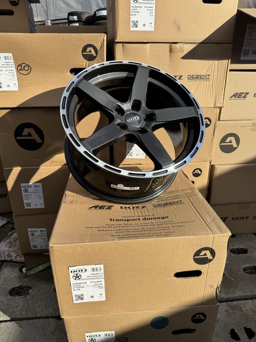 Nowe Felgi aluminiowe DOTZ 5x114,3 8,5jx18” et45