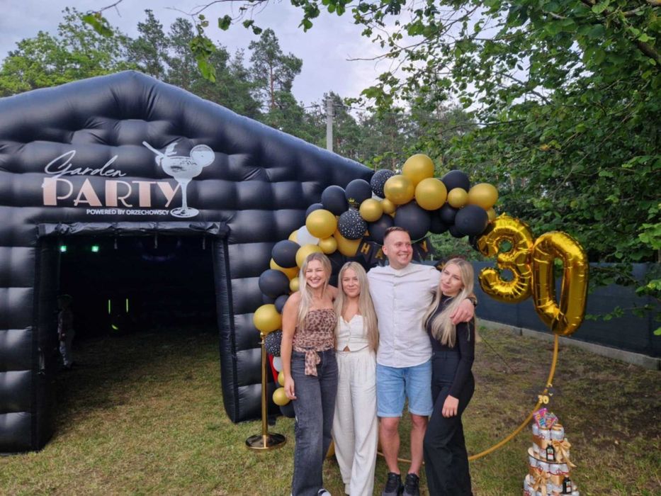 Dmuchany namiot imprezowy, mobilna bibownia na twojej imprezie.