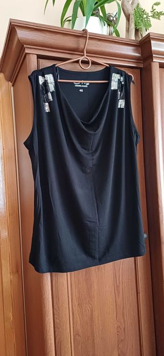 Czarna bluzka bez rękawków Michele Boyard r. 46