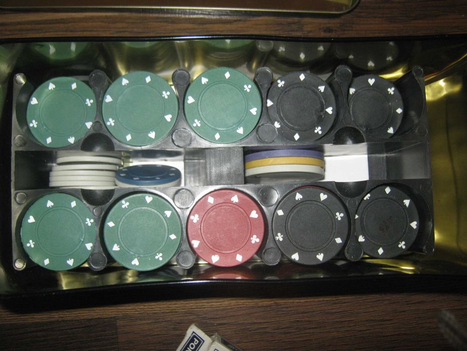 Набор для покера,некомплект