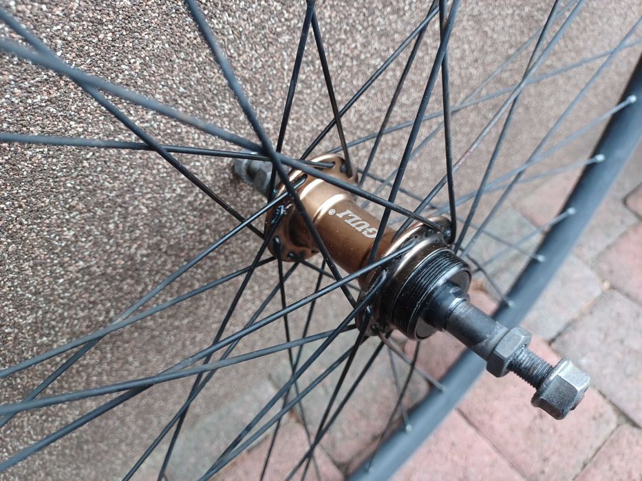 Koło tylne 26 cali wolnobieg V-brake - centrowanie zaplatanie