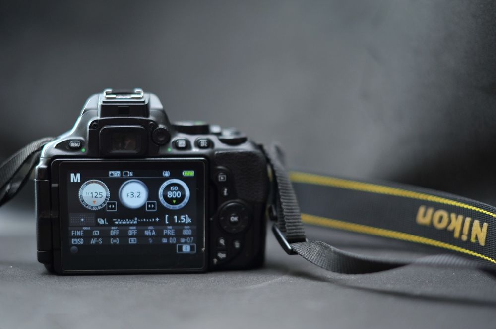 Фотоапарат Nikon d5600 + об'єктив sigma 17-70mm