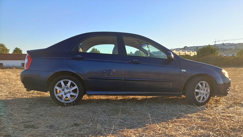 Kia Cerato 1.5 CRDI LD
