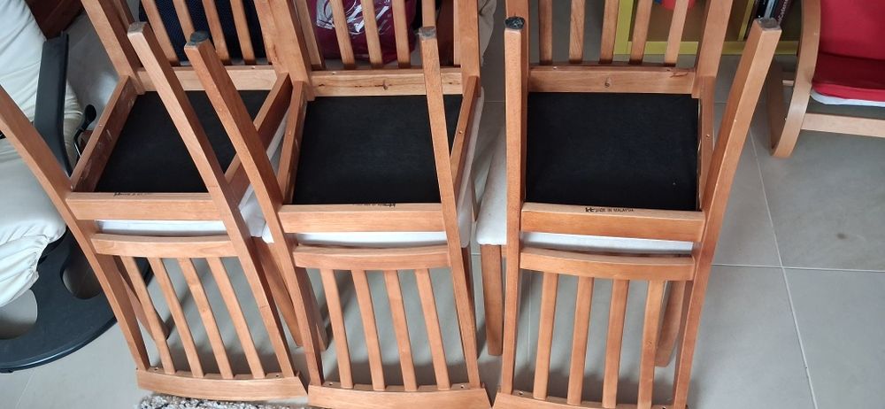 Mesa de sala com 6 cadeiras
