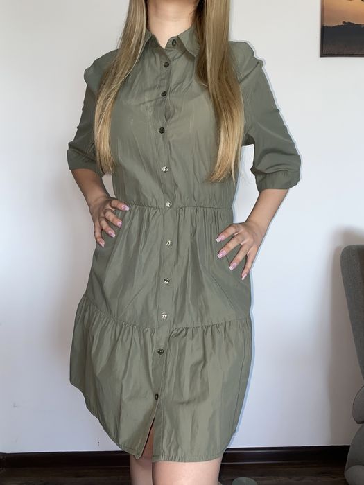 Khaki, koszulowa sukienka, Stradivarius