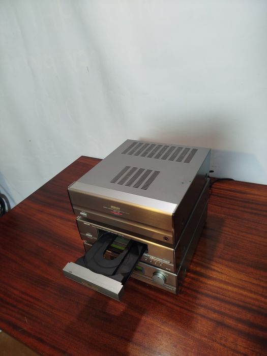 Стійка! Підсилювач/ CD player/FM тюнер Denon 250