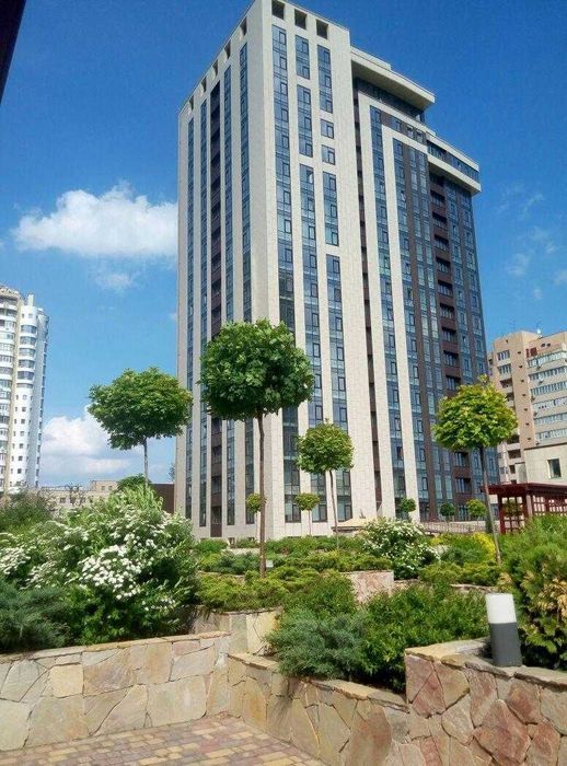 Продам квартиру 82м2 в жк.Панорама! . Вид на р.Днепр!1100$