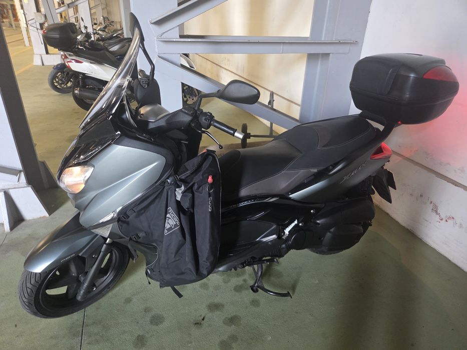 Vendo x-max 125 Business