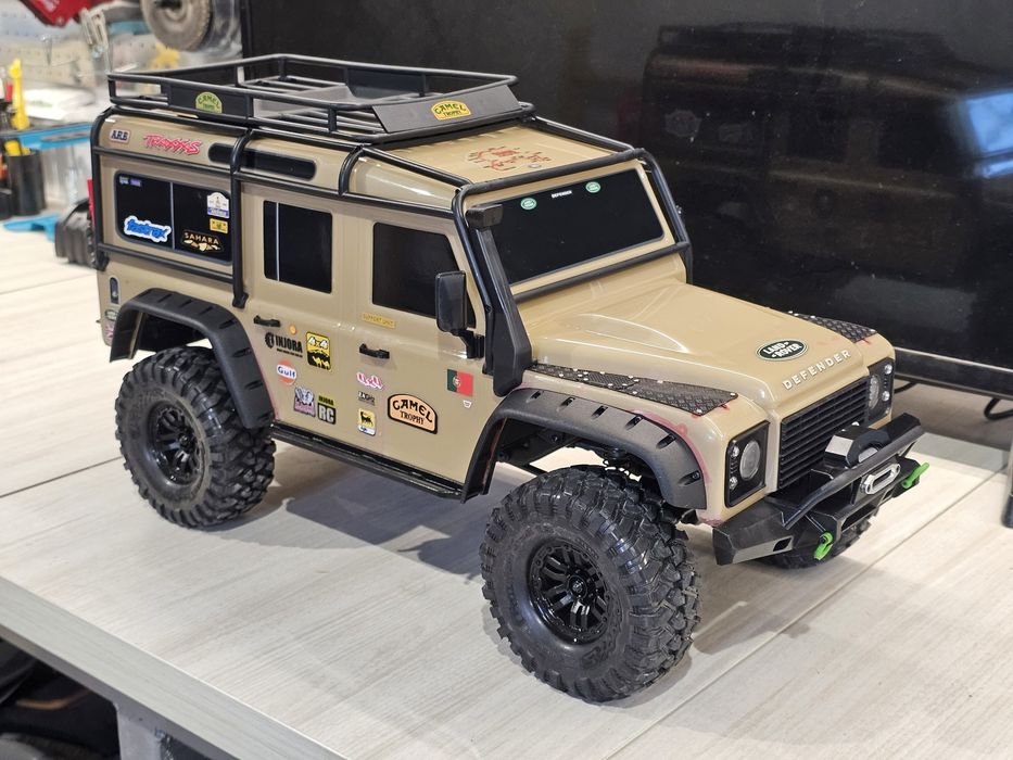 RC 1:10 Traxxas Trx4 Defender Sand Camel Trophy