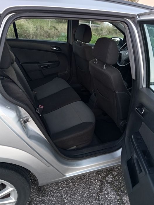 Opel Astra H SW 1.4 Gasolina