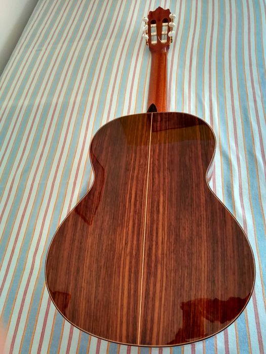 Vendo guitarra clássica Alhambra 4P