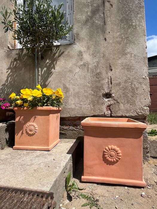 Duża ceramiczna ceglana donica śródziemnomorski klimat Nowa