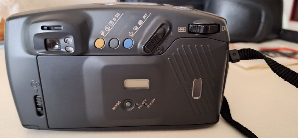 Pentax zoom 105-R