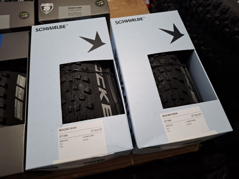 ВЕЛОсипедная покрышка/шина фолдинговая Schwalbe ROCKET RON Addix 26x2.25; 27.5x2.25; 29x2.25