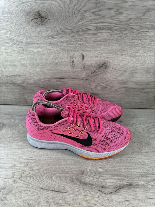 Nike Zoom Structure жіночі кросівки 40 розмір