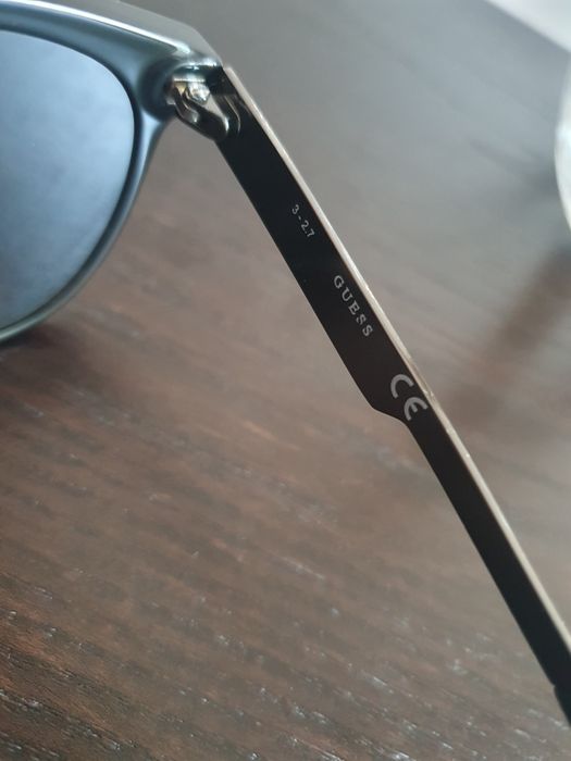 Oculos sol GUESS