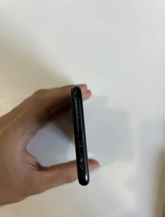 iPhone SE (2020)