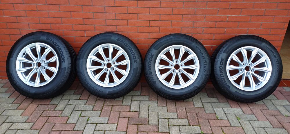 Alufelgi 17" Nowe oryginalne Audi i opony letnie.