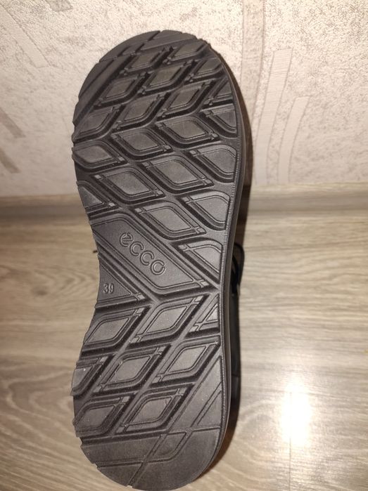 Ботінки жіночі ecco 39
