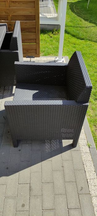 Meble ogrodowe z technorattanu, wysoki stół