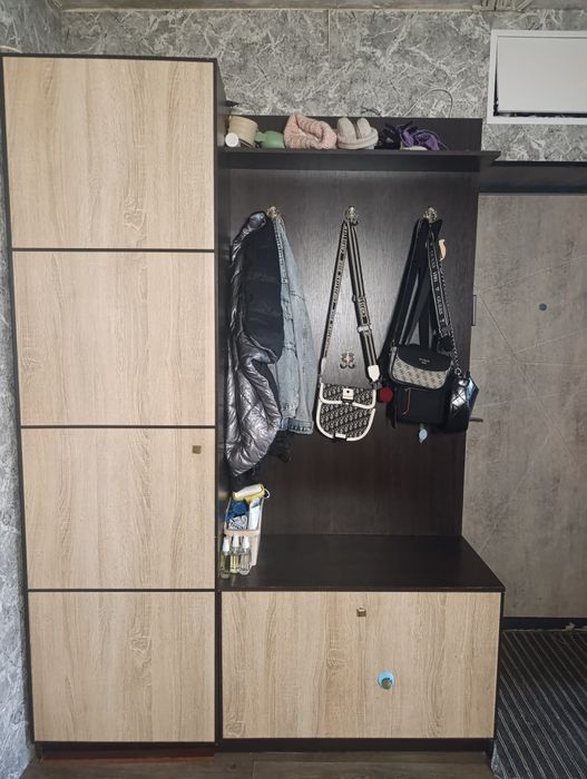 Шкаф в прихожую, передпокій