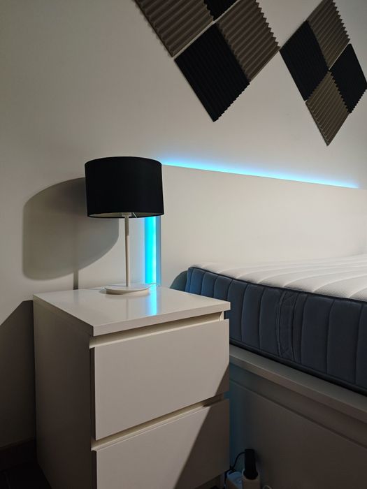 Cama de casal IKEA - MALM c/ 4 gavetões (140 x 200 cm)