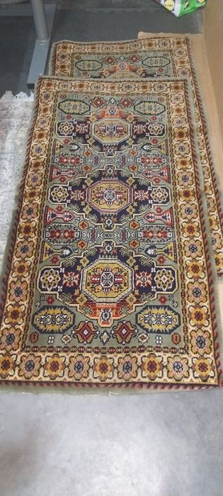 Tapetes tipo arraiolos