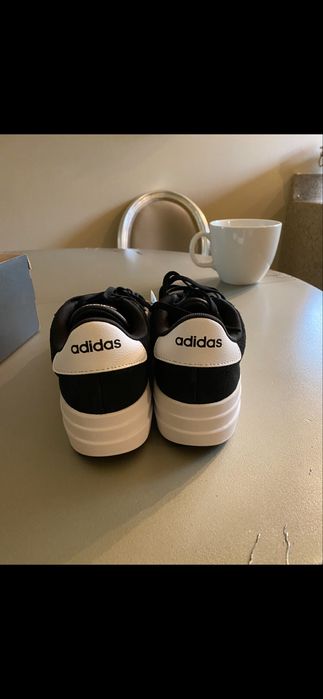 Adidas Courtbold
