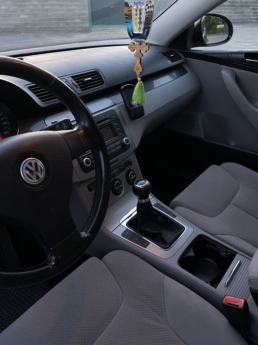 Автомобіль Volkswagen Passat b6 або  (ОБМІН)