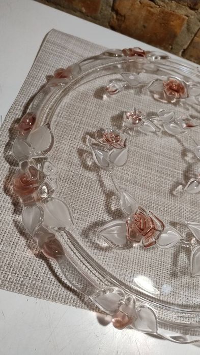 Блюда и тарелки.