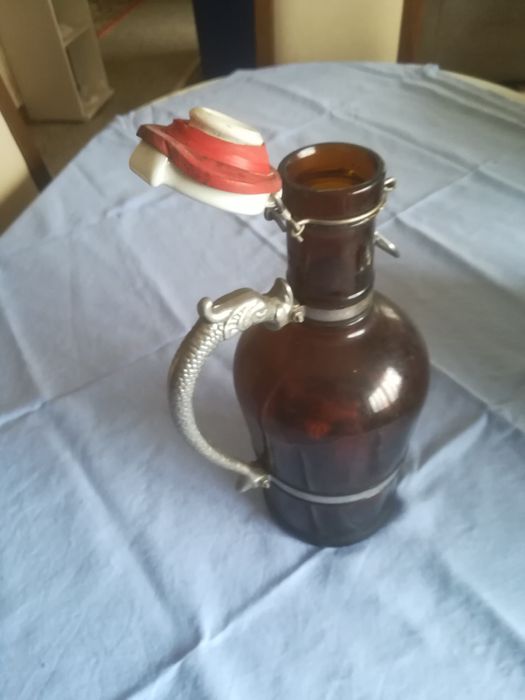 Garrafa de dois litros64751810997763122