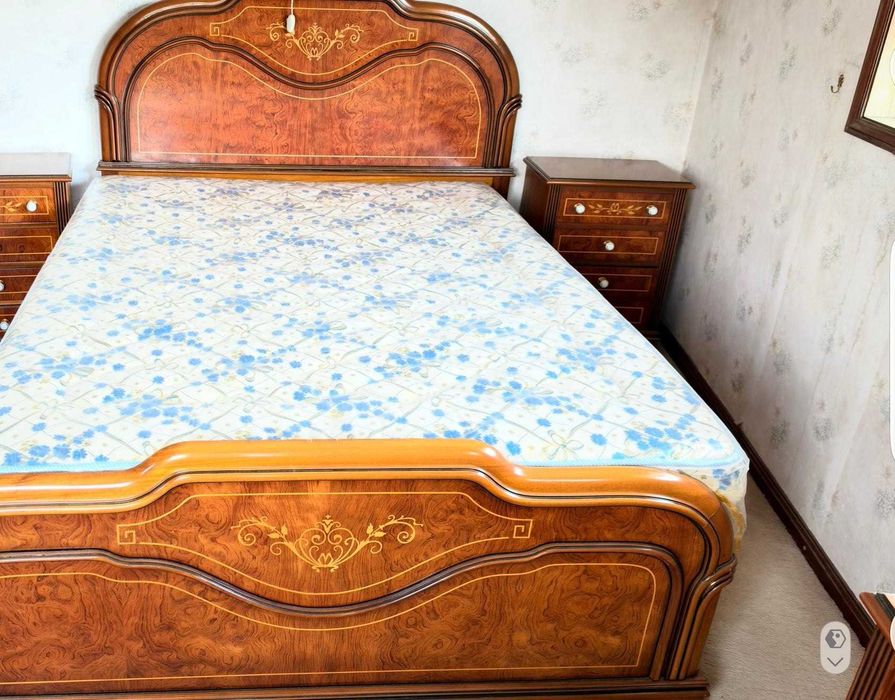 Quarto completo de madeira