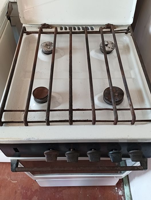 Газовая печь. Плита.
