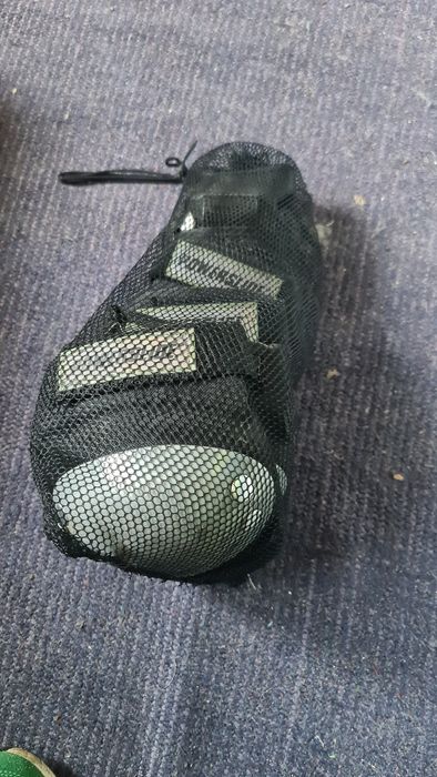 Joalheiras cotoveleiras e protetores de mão