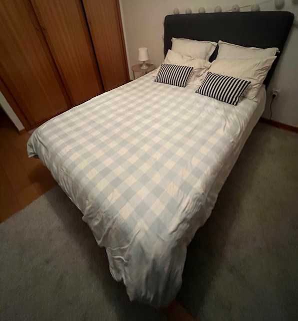 Cama HOVAG IKEA 140x200 cm