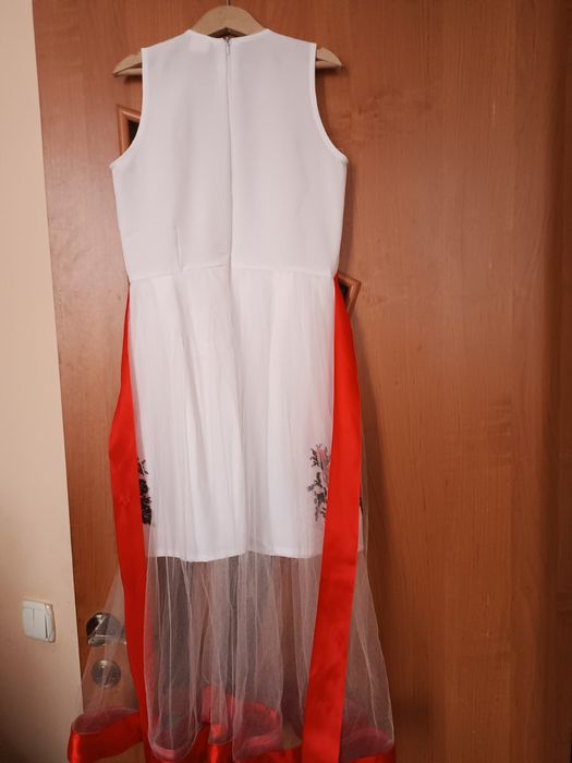 Плаття вишите чеським бісером