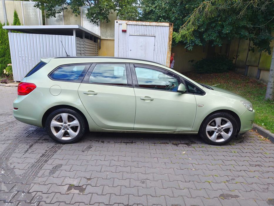 Opel Astra J 1.7