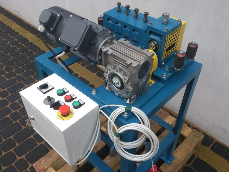 PROŚCIARKA do bednarki, taśmy - Prostowarka do bednarki DEKMET