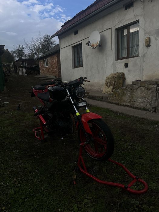 Продам айпир r1 на ходу