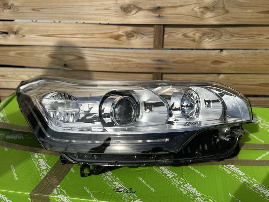 NOWY Reflektor Prawy Citroen C5 x7 BIXENON SKRETNY LED lampa prawa