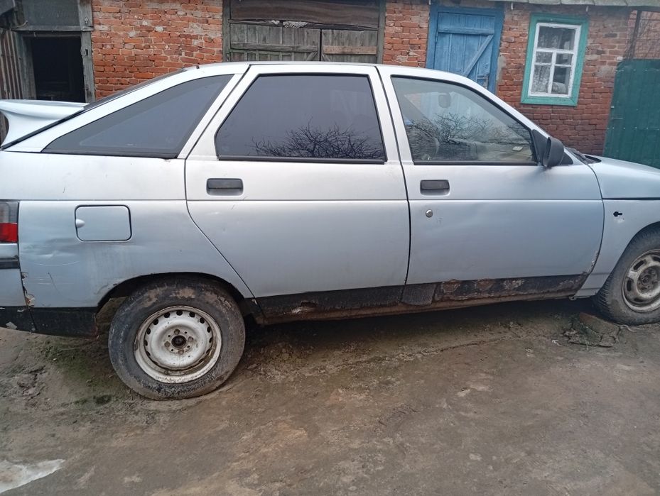 Продам машину 2112