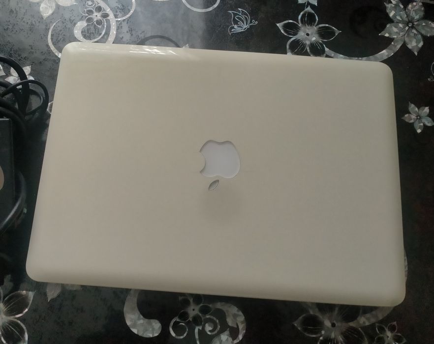 Нетбук Apple  Air на віндовс 7