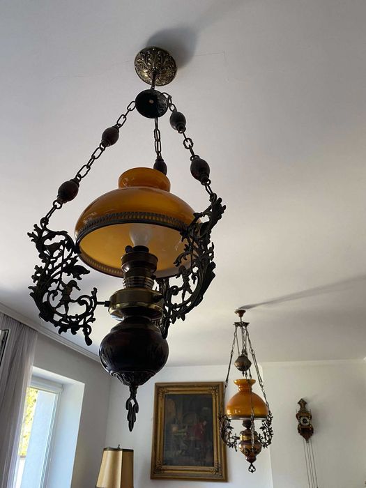 Antyczna lampa sufitowa w stylu secesyjnym